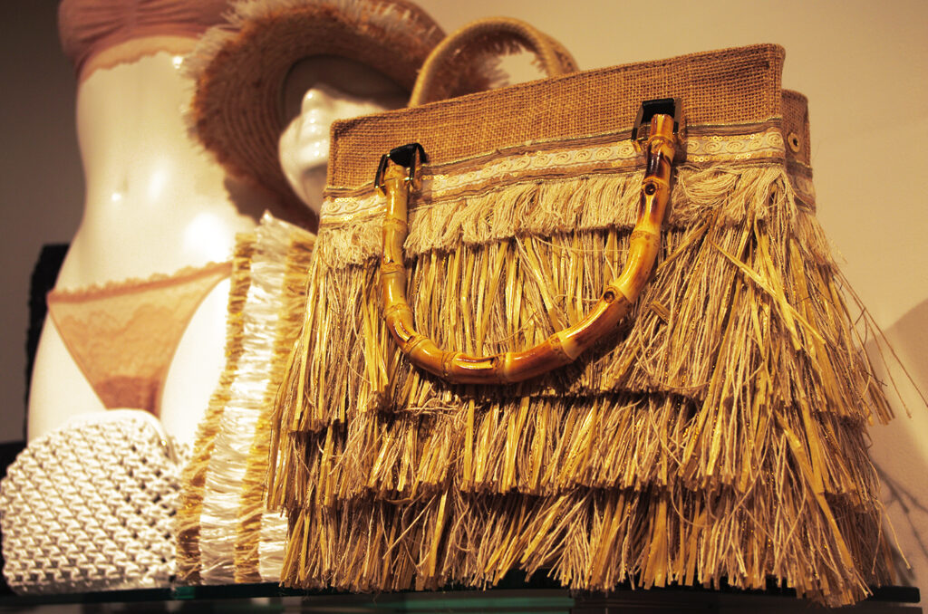 Итальянская сумка PHO Firenze из натуральных волокон с бамбуковыми ручками.